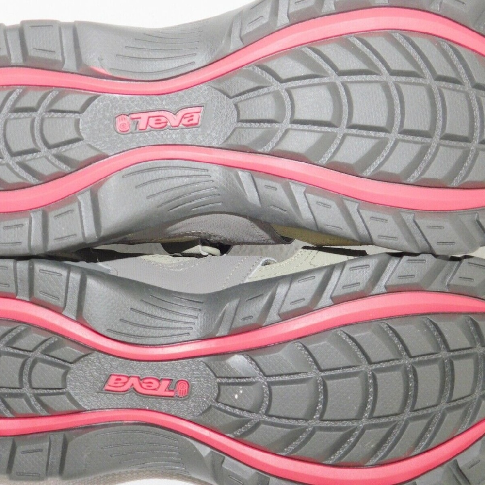 NEW Teva Forebay Women Hiking Waterproof Shoe - Picture 3 of 3